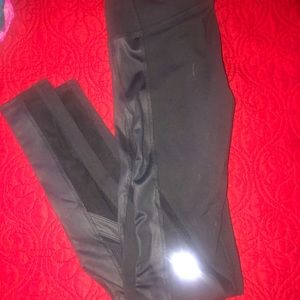 alo yoga pants
